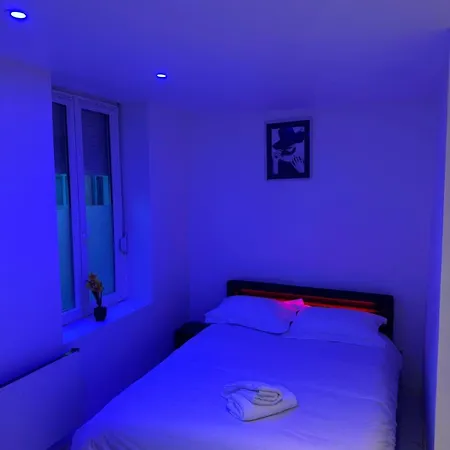 Apartman Calais Room