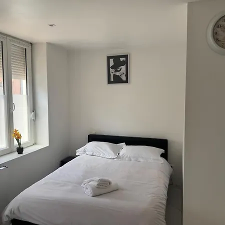 Calais Room * Calais