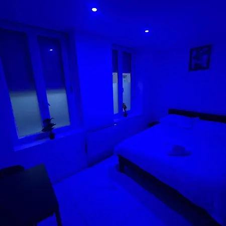 Apartman Calais Room