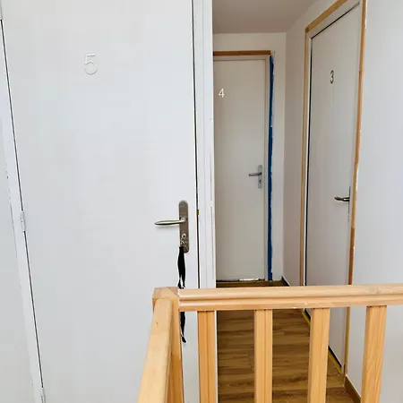 Calais Room